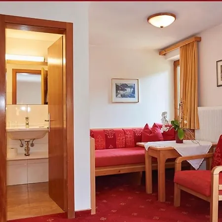 Haus Traudl Bed and breakfast *